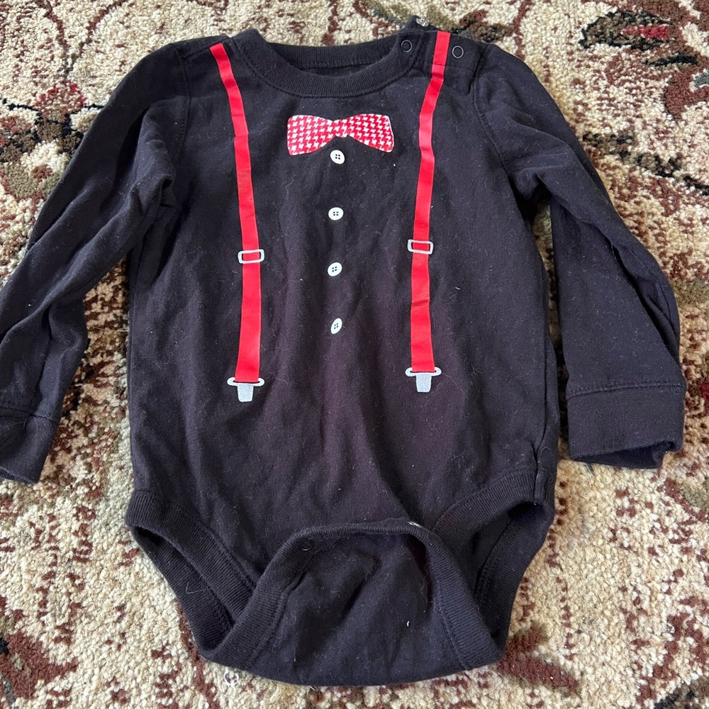 Old Navy Baby Boy Cotton Onesie long sleeve black